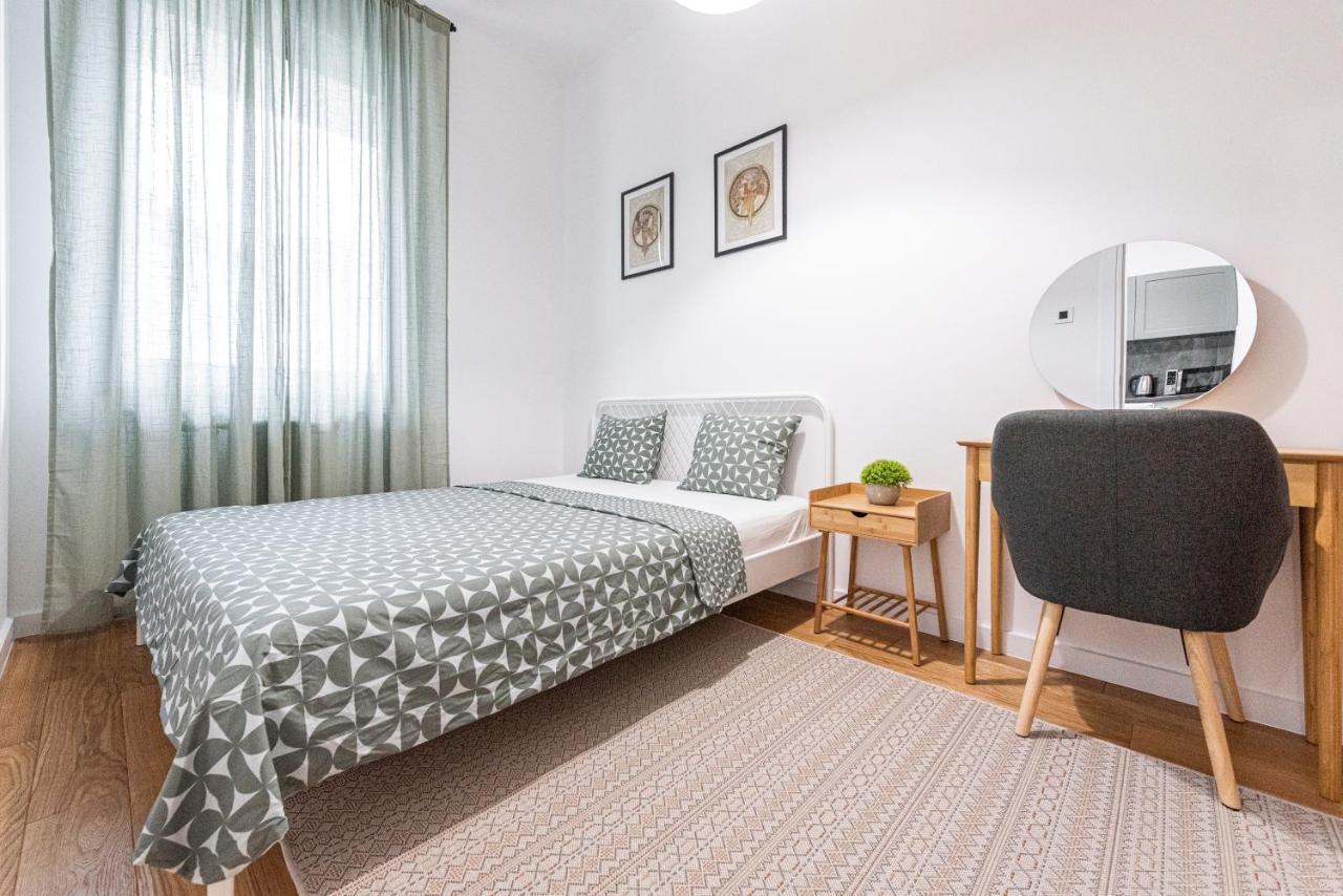 Vertigo One Bedroom Apartment-Free Private Parking Novi Sad Exterior photo